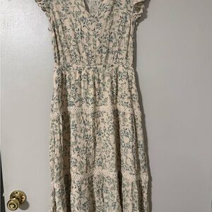 Lucky Brand Cream and Blue Floral Garment